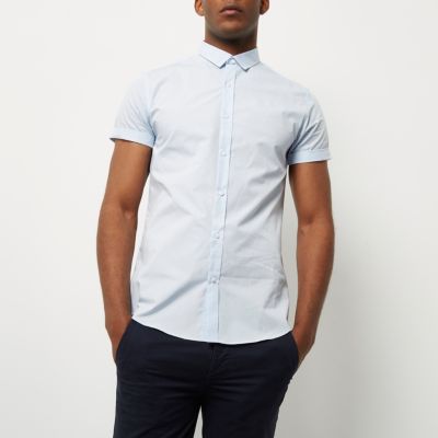 Light blue micro collar short sleeve shirt